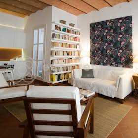Apartment for rent for €1,200 per month in Barcelona, Carrer de la Granja