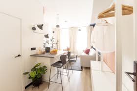 单间公寓 正在以 €850 的月租出租，其位于 Brussels, Rue d'Ophem