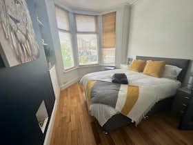Maison à louer pour 2 098 €/mois à Liverpool, Beresford Road