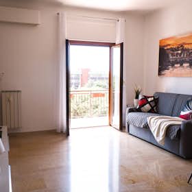 Apartment for rent for €2,000 per month in Rome, Piazza Biagio Pace
