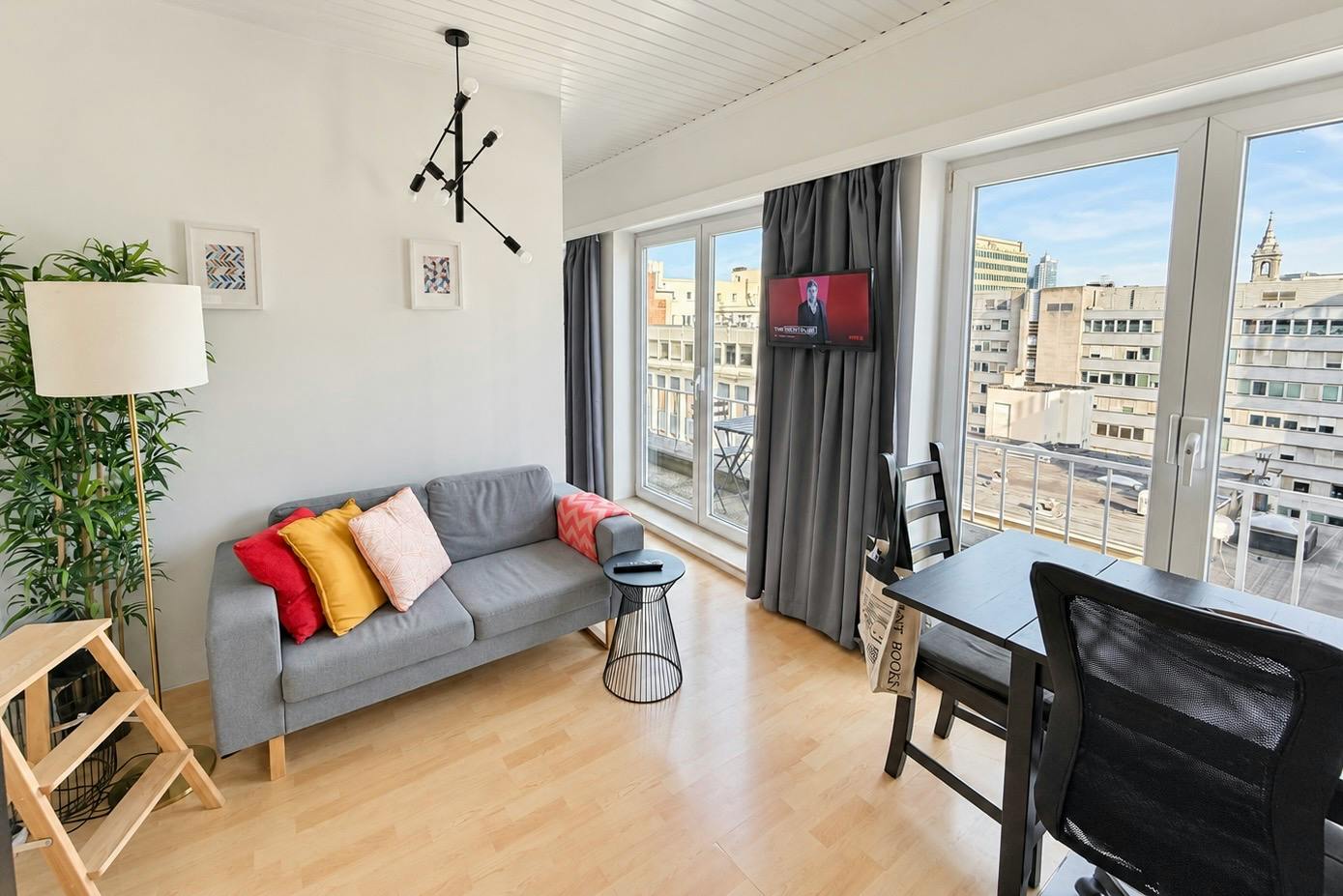 Rue Montoyer, Brussels preview