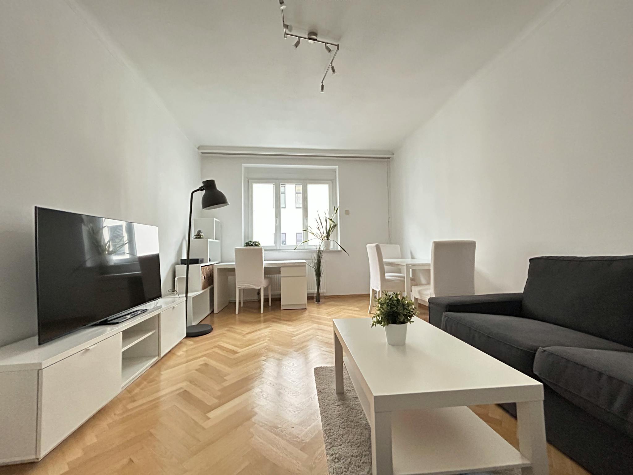 Löblichgasse, Vienna preview