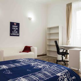 Private room for rent for €790 per month in Rome, Via Treviso