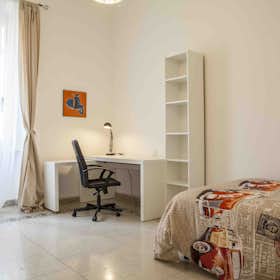 Private room for rent for €725 per month in Rome, Via Treviso