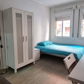 Отдельная комната сдается в аренду за 490 € в месяц в Barcelona, Carrer del Pare Rodés