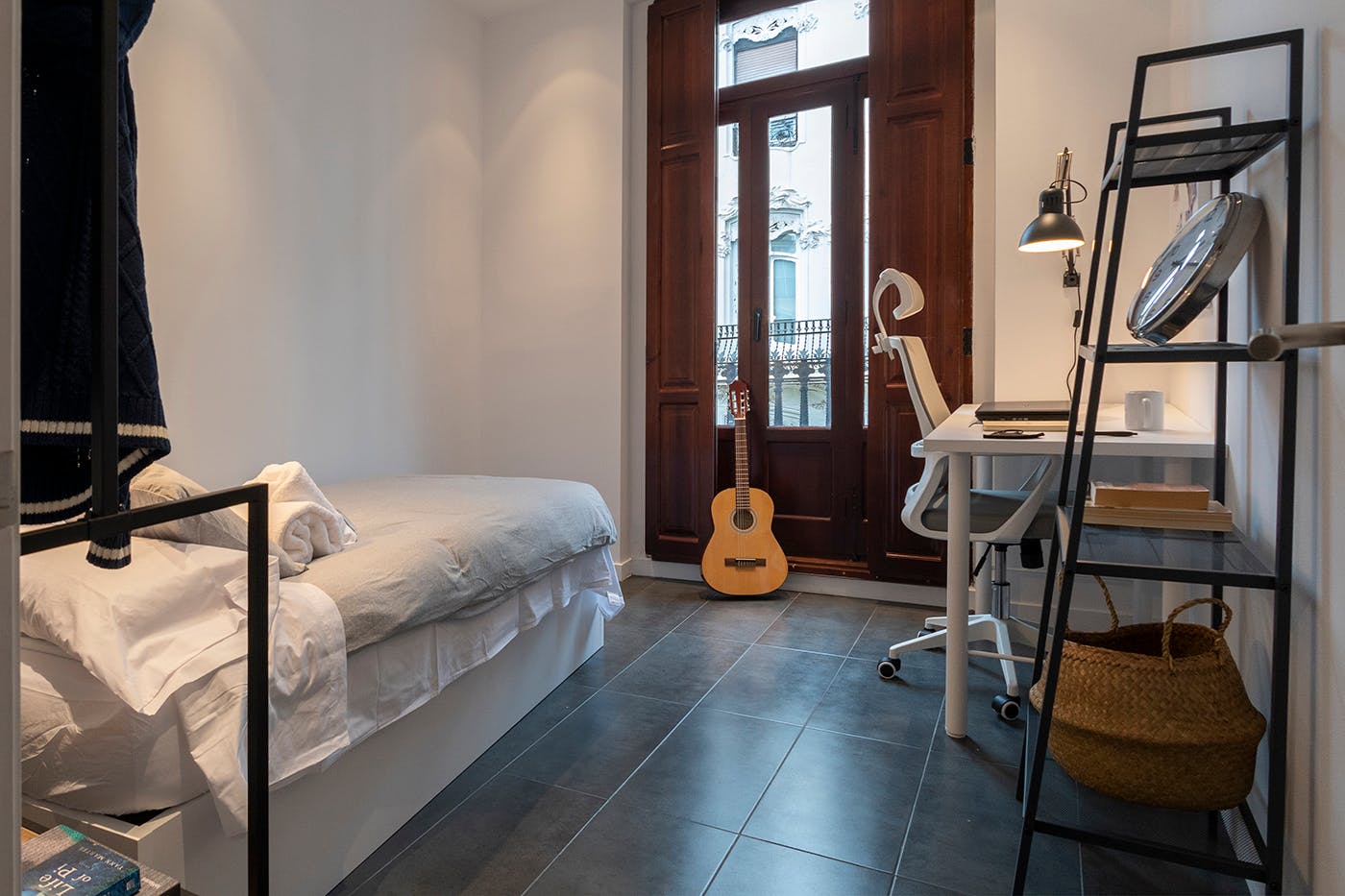 Carrer de la Pau, Valencia preview