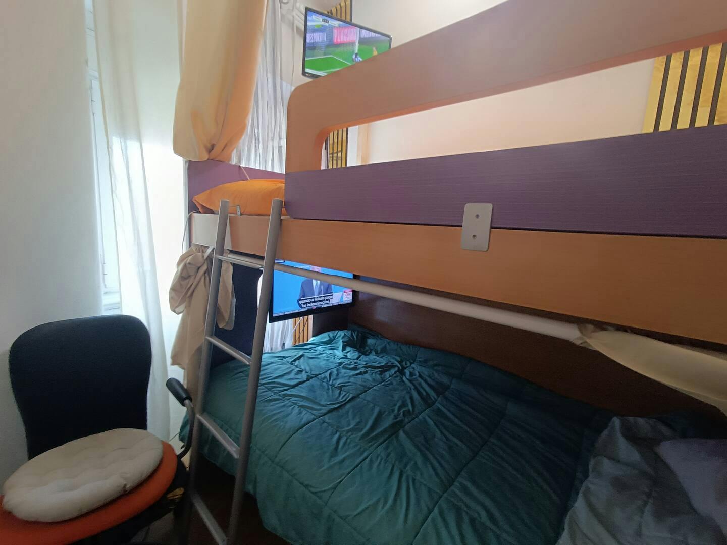 Спільна кімната за оренду для 340 EUR на місяць у Amadora, Rua Garcia de Orta