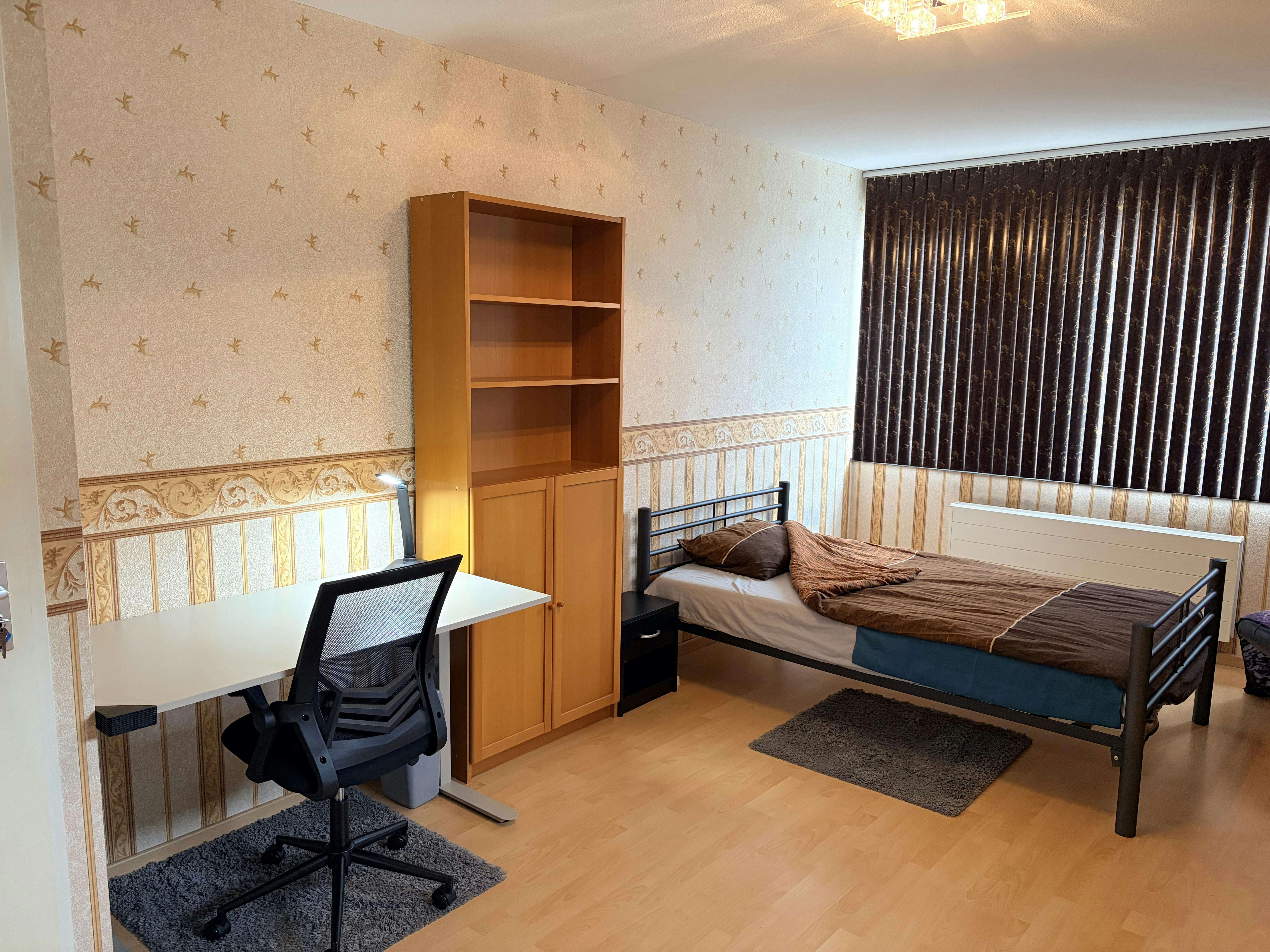 Приватна кімната за оренду для 800 EUR на місяць у The Hague, Assumburgweg