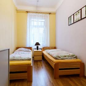 Private room for rent for CZK 39,824 per month in Hlavní město Praha, Seifertova