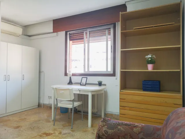 Private room in Calle de Beatriz de Bobadilla, Madrid (1360502) room image 2