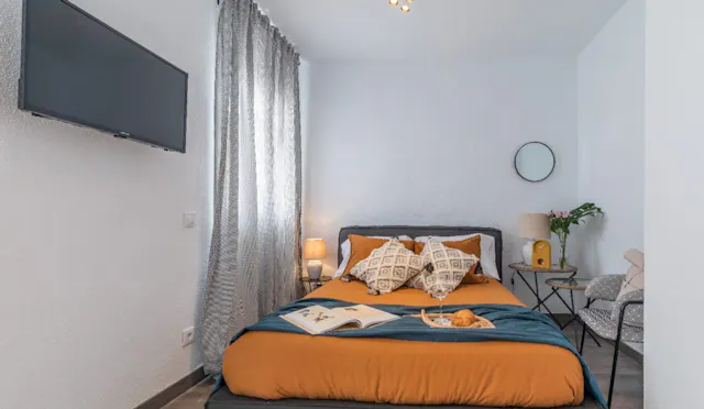 2-Bedroom Apartment in Calle del Oso, Madrid (1360504) room image 2