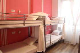 Shared room for rent for PLN 1,503 per month in Kraków, ulica Łobzowska