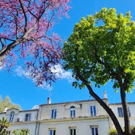 Etta att hyra för 1 300 € i månaden i Montpellier, Rue du Carré du Roi