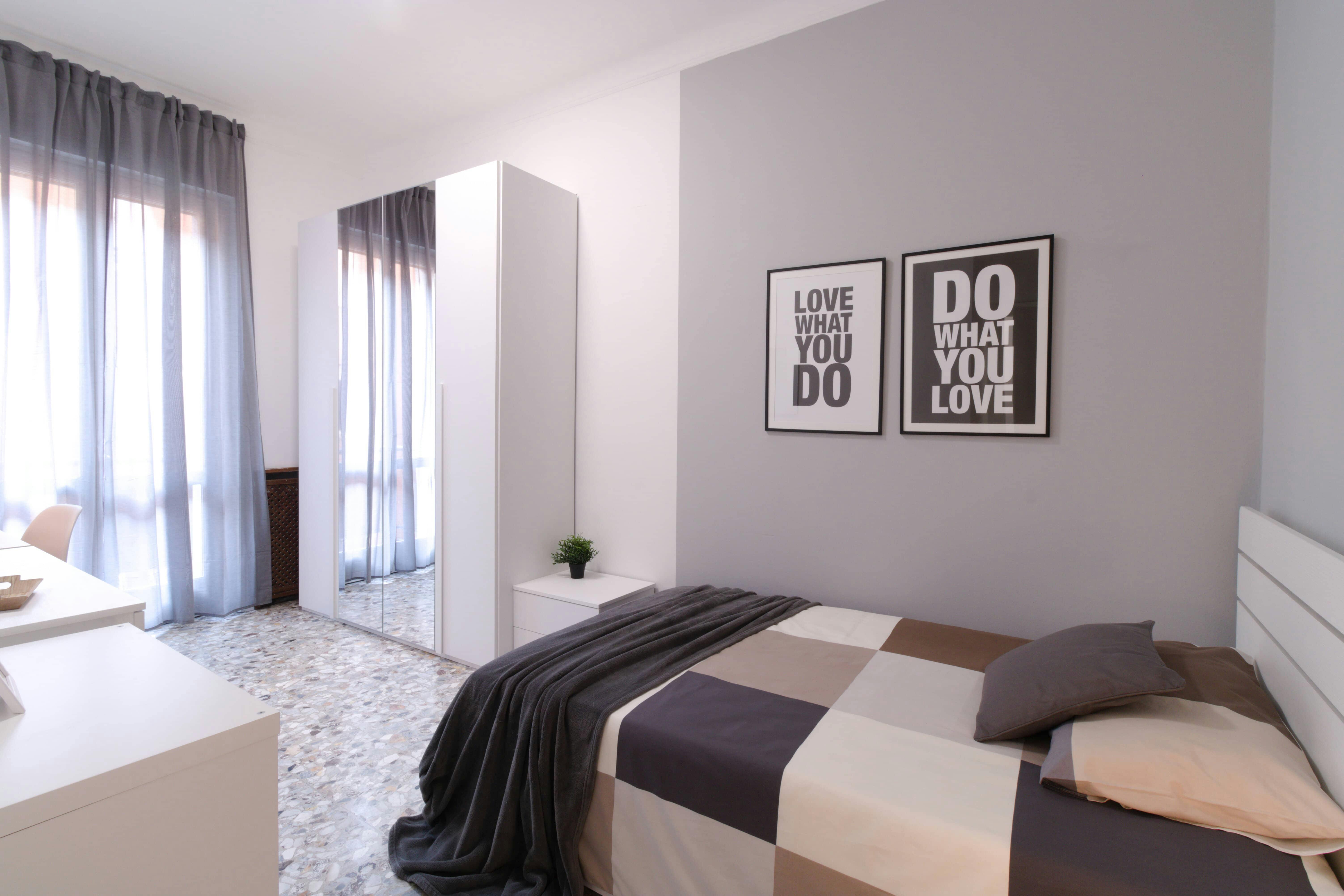 Via 20 Settembre, Brescia preview