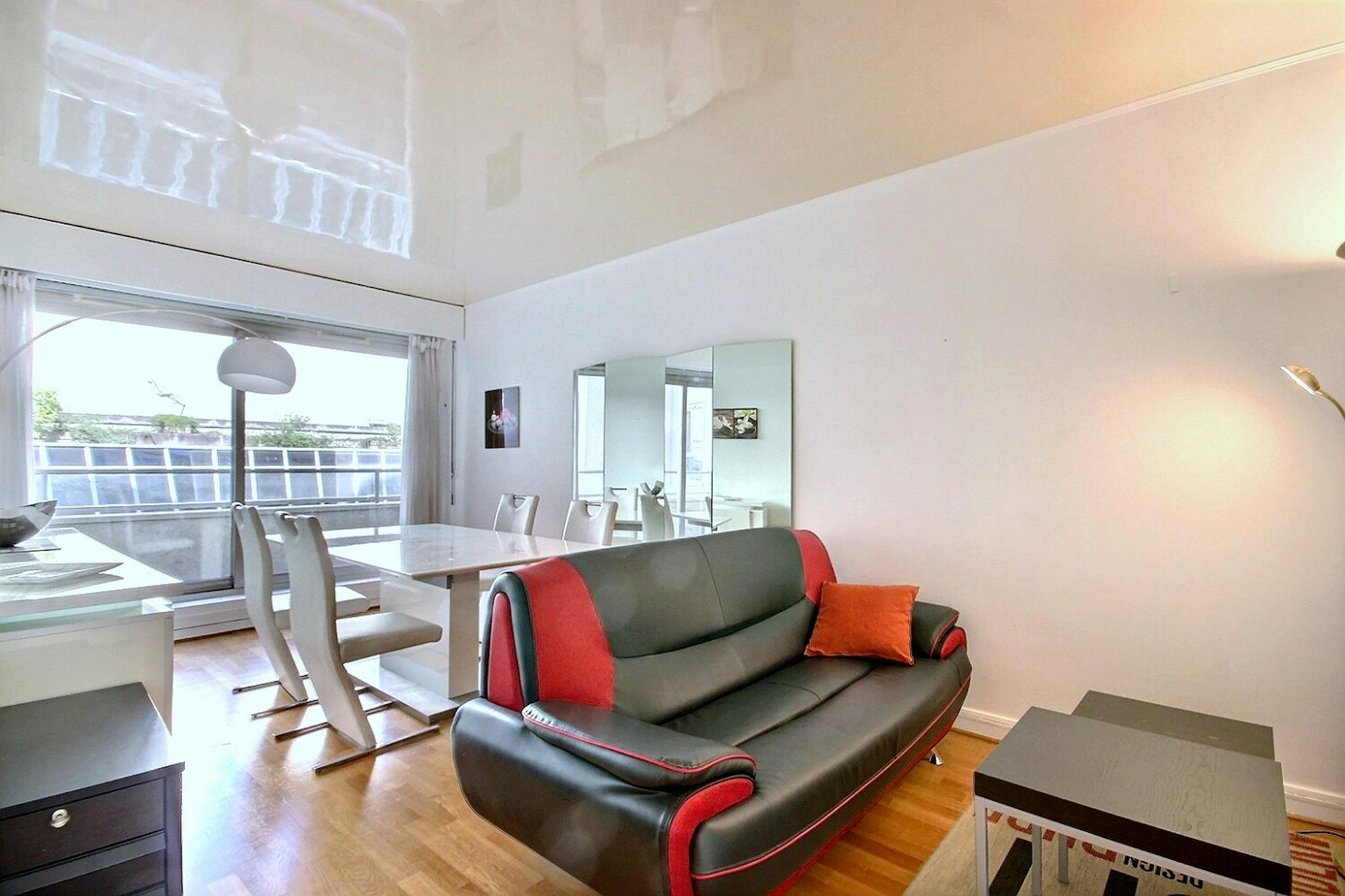 Rue de Chaillot, Paris preview