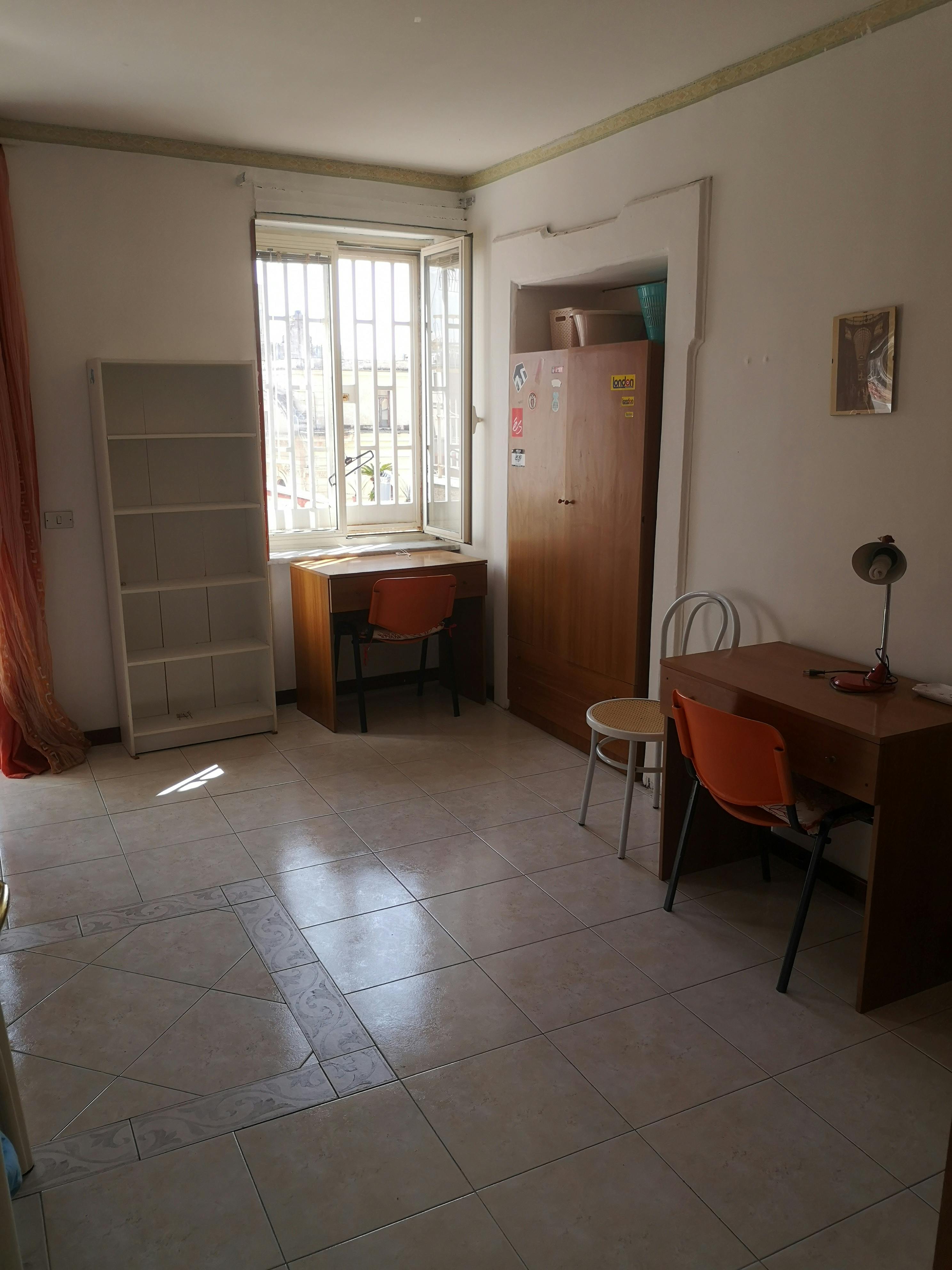 Chambre simple Naples, 1 chambre, 25m² — photo 4