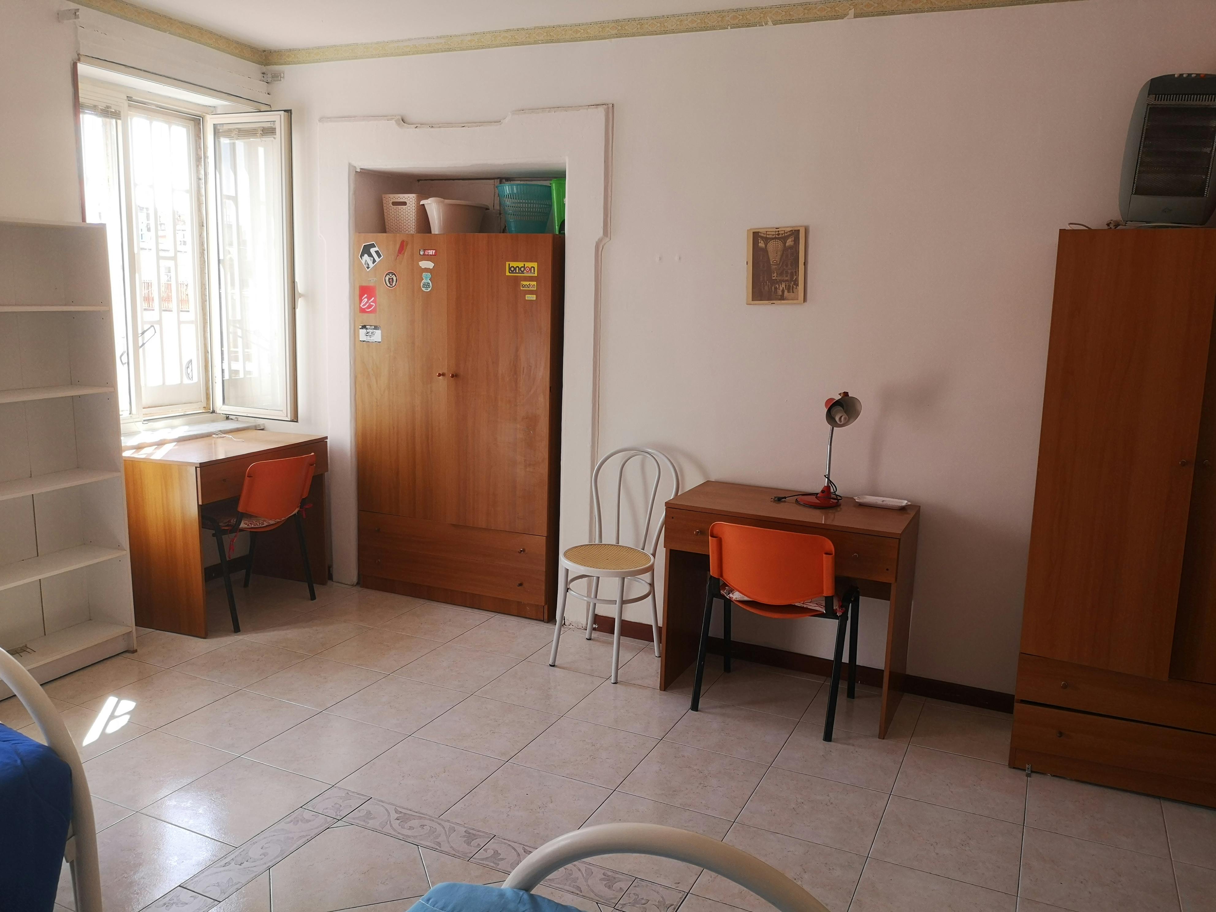 Chambre simple Naples, 1 chambre, 25m² — photo 2