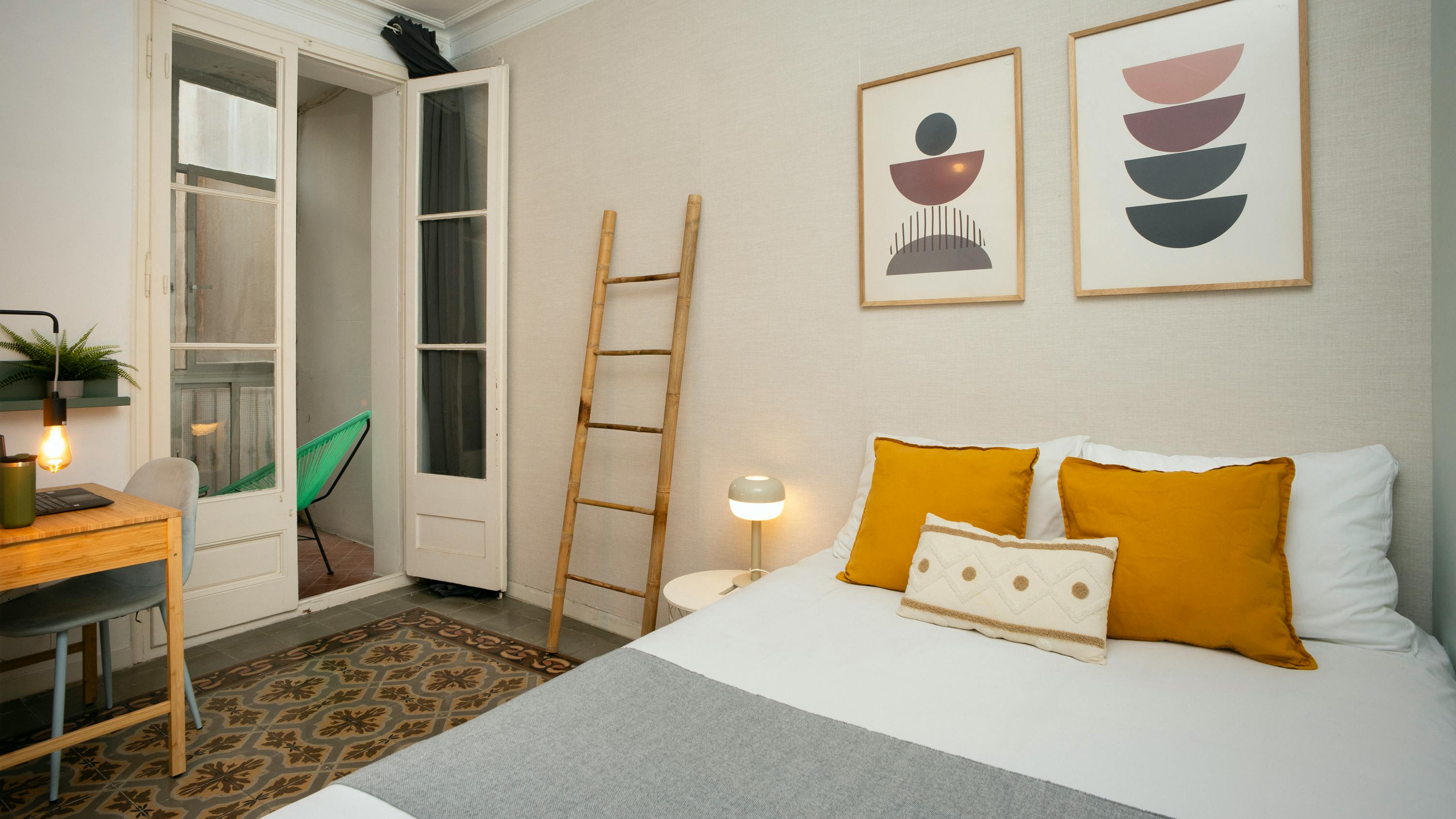 Carrer de Pau Claris, Barcelona preview