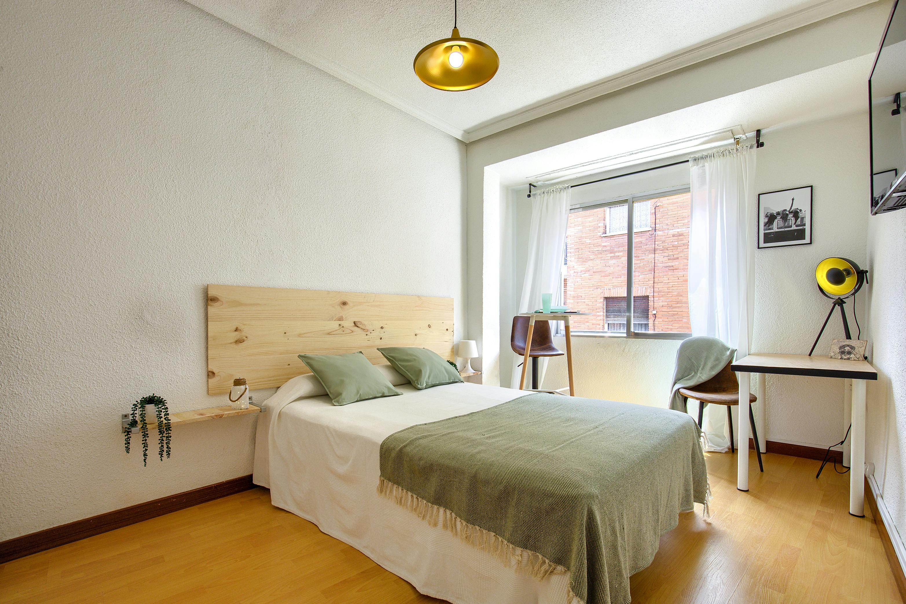 Single room Madrid, 10m² — photo 1