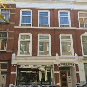 Appartement for rent for € 1.895 per month in The Hague, Piet Heinstraat