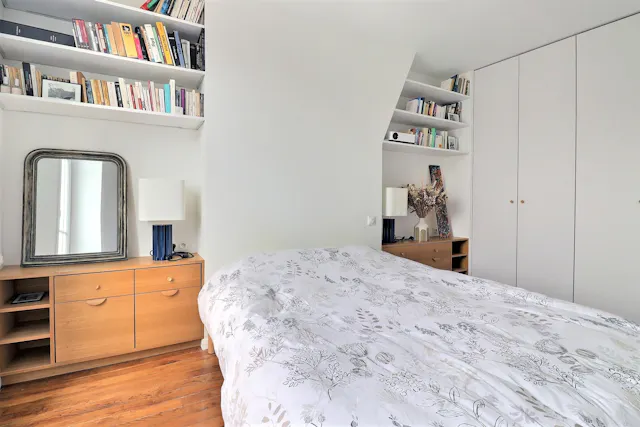 1-Bedroom Apartment in Rue des Martyrs, Paris (1361919) room image 10