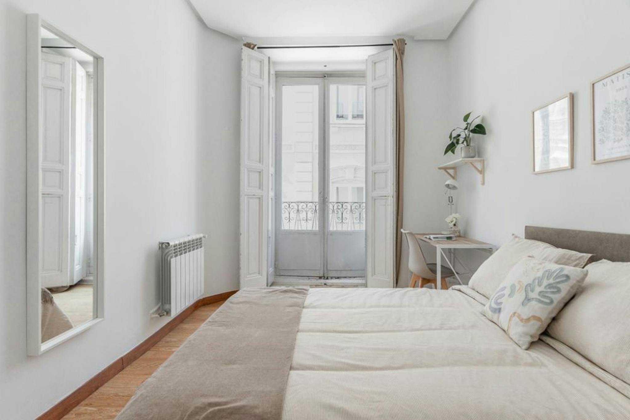 Calle de Redondilla, Madrid preview