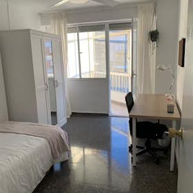 Private room for rent for €350 per month in Murcia, Ronda Norte