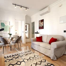 Apartment for rent for €2,714 per month in Madrid, Calle de Saavedra Fajardo