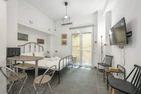 单间公寓 正在以 €620 的月租出租，其位于 Athens, Fokianou