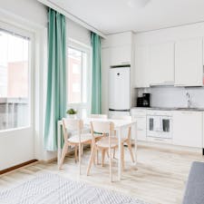 Apartment for rent for €1,260 per month in Tampere, Pursikatu