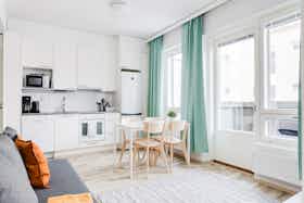 Apartamento en alquiler por 1260 € al mes en Tampere, Pursikatu