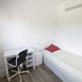 私人房间 for rent for €450 per month in Pozuelo de Alarcón, Calle Burgos