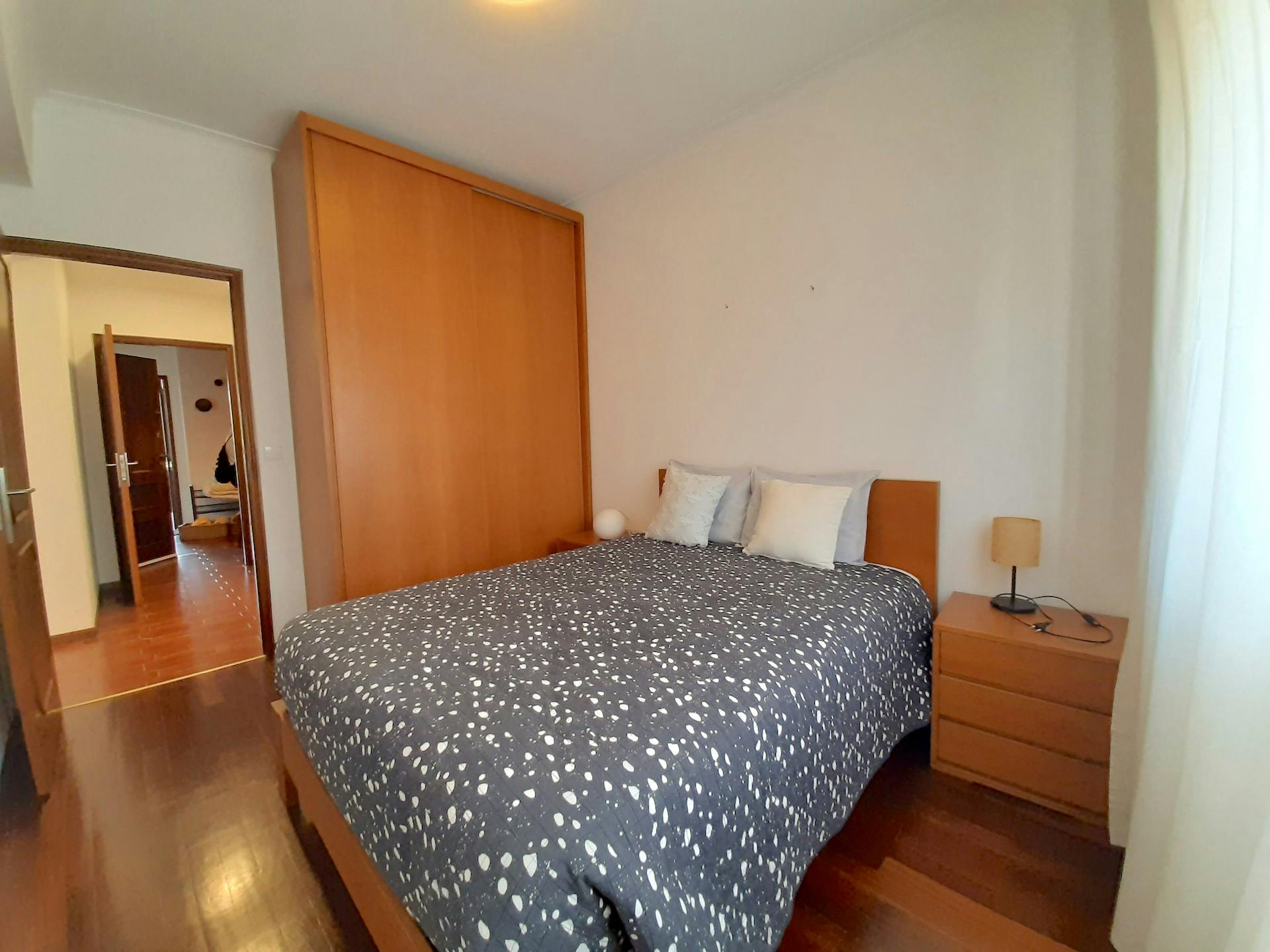 Rua de Martim Moniz, Porto preview