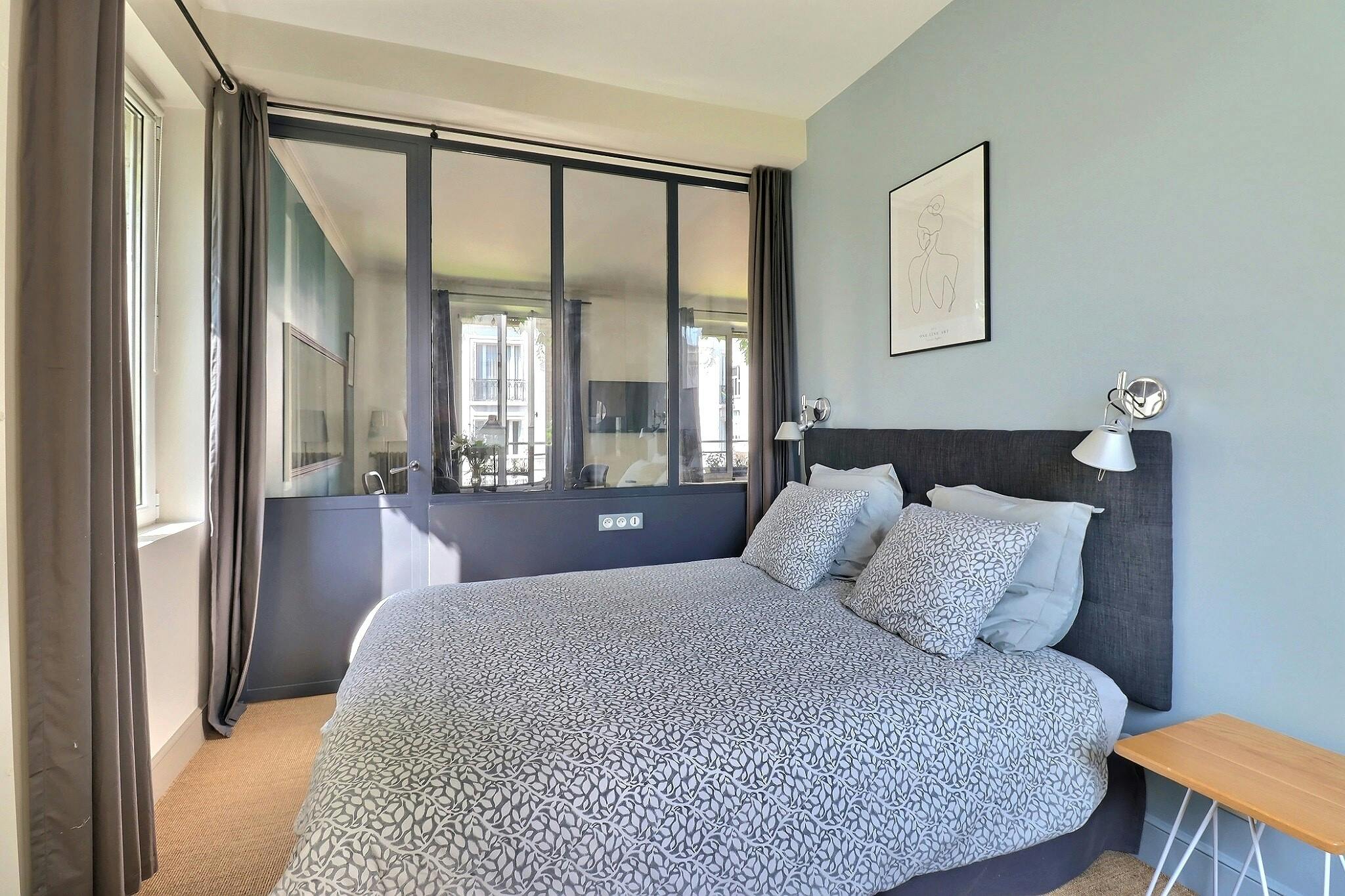 Rue Singer, Paris preview