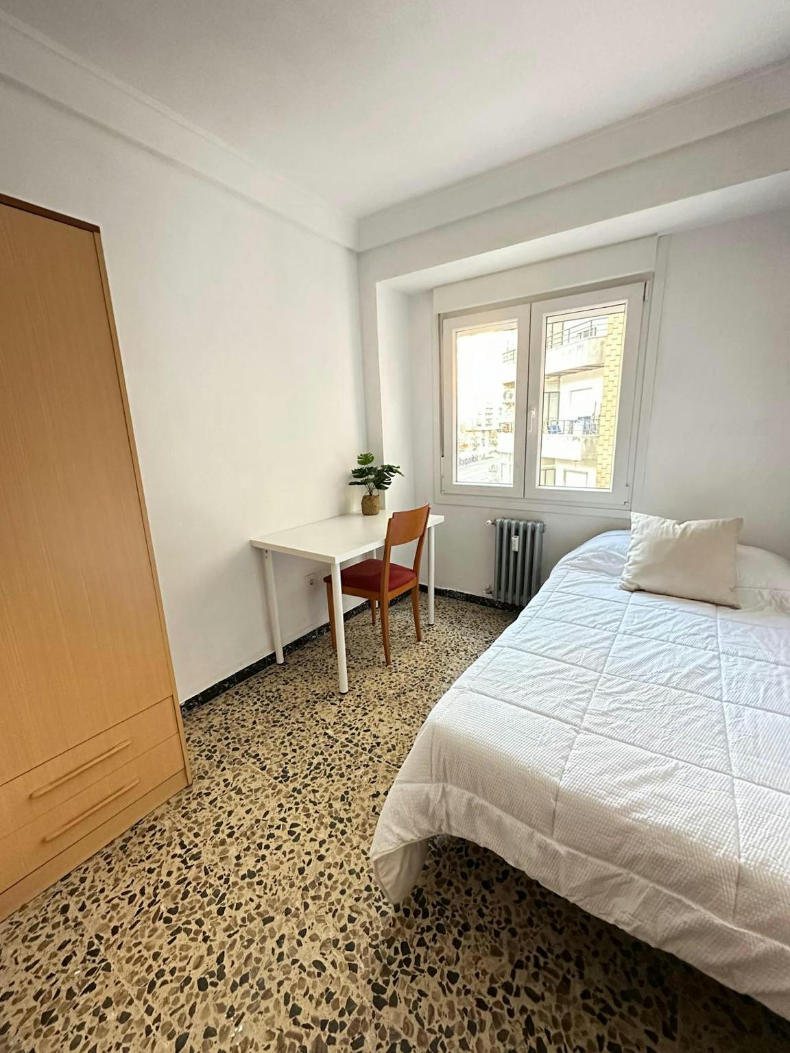 Avenida de Navarra, Zaragoza preview