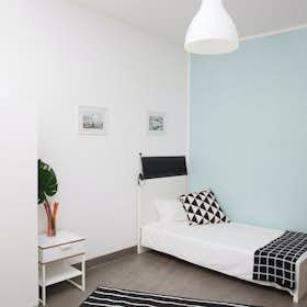Отдельная комната сдается в аренду за 560 € в месяц в Rimini, Via Bastioni Settentrionali