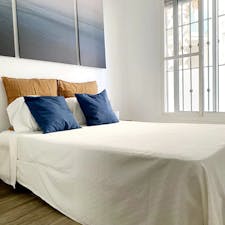 Apartment for rent for €1,250 per month in Fuengirola, Avenida Carvajal