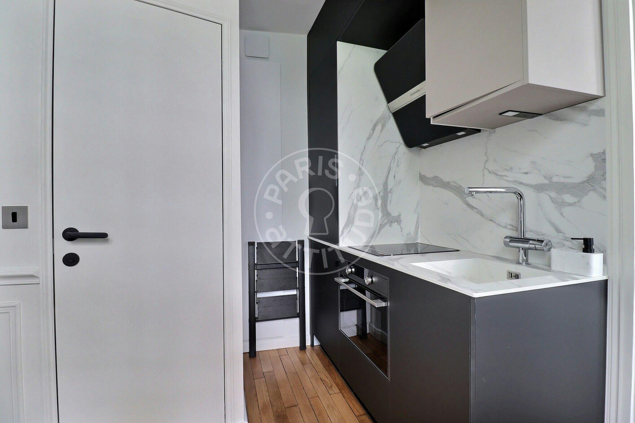 Apartment Paris, 18m² — photo 31