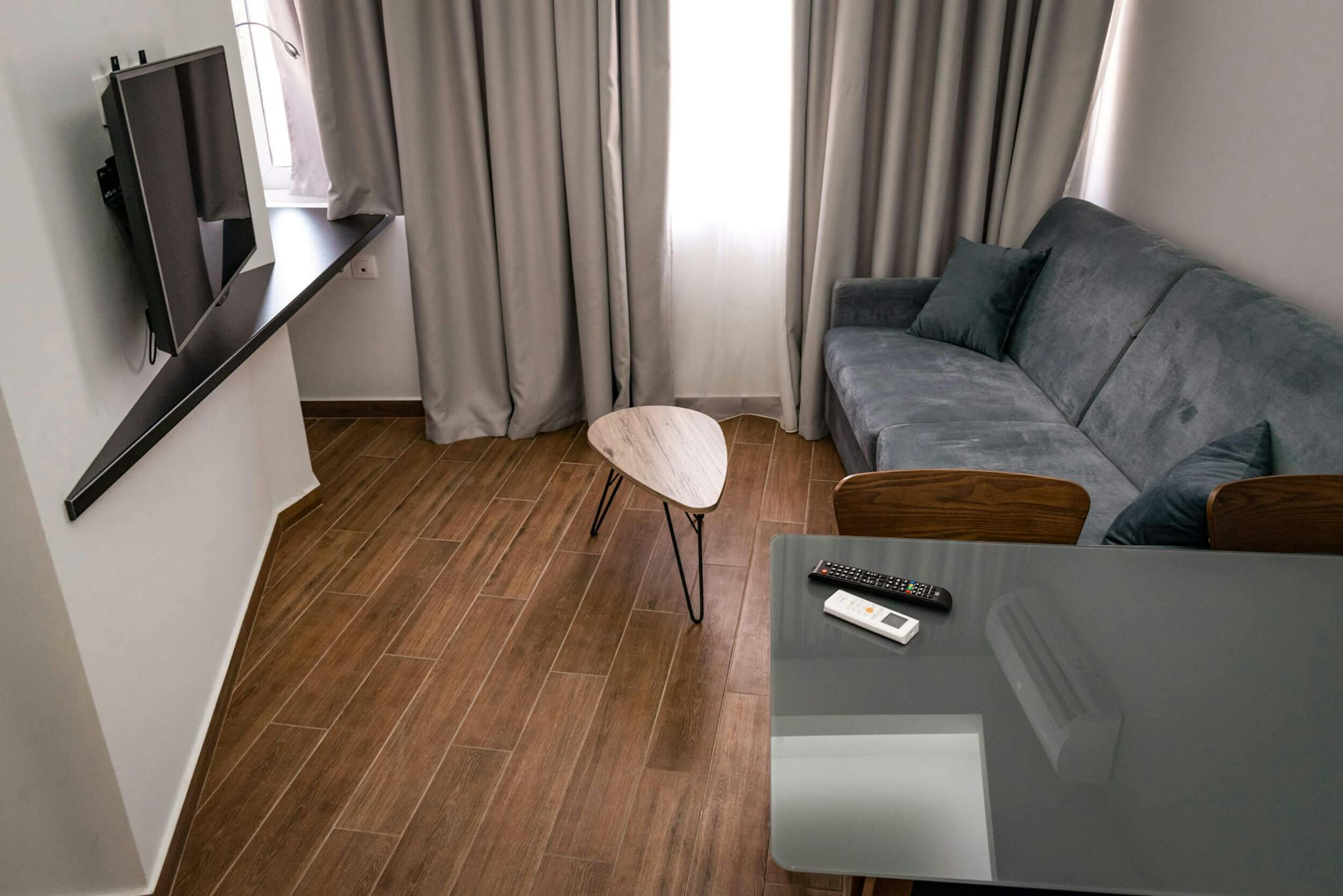 Kolokotroni, Athens preview