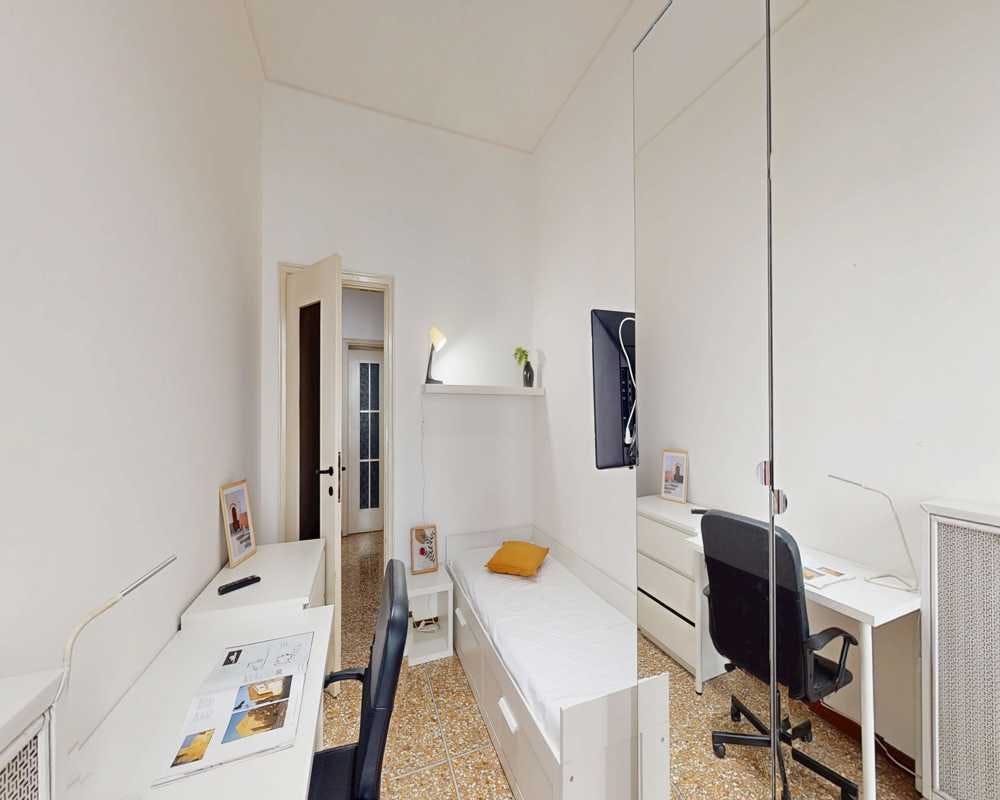 Via Anco Marzio, Milan preview