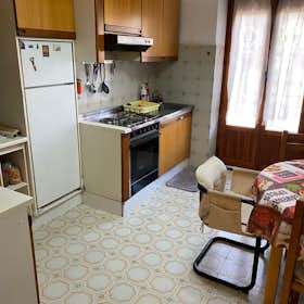 Chambre privée for rent for 400 € per month in Rome, Via Ermanno Rivetti