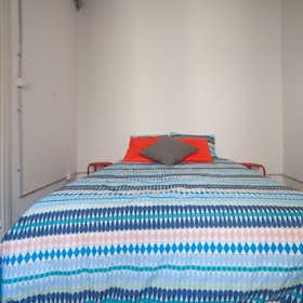 Private room for rent for €700 per month in Barcelona, Carrer Ample