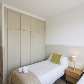 Private room for rent for €1,140 per month in Barcelona, Carrer de la Mercè