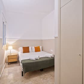 Private room for rent for €750 per month in Barcelona, Carrer de la Mercè