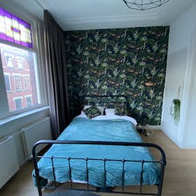 Private room for rent for €925 per month in Rotterdam, Katendrechtse Lagedijk