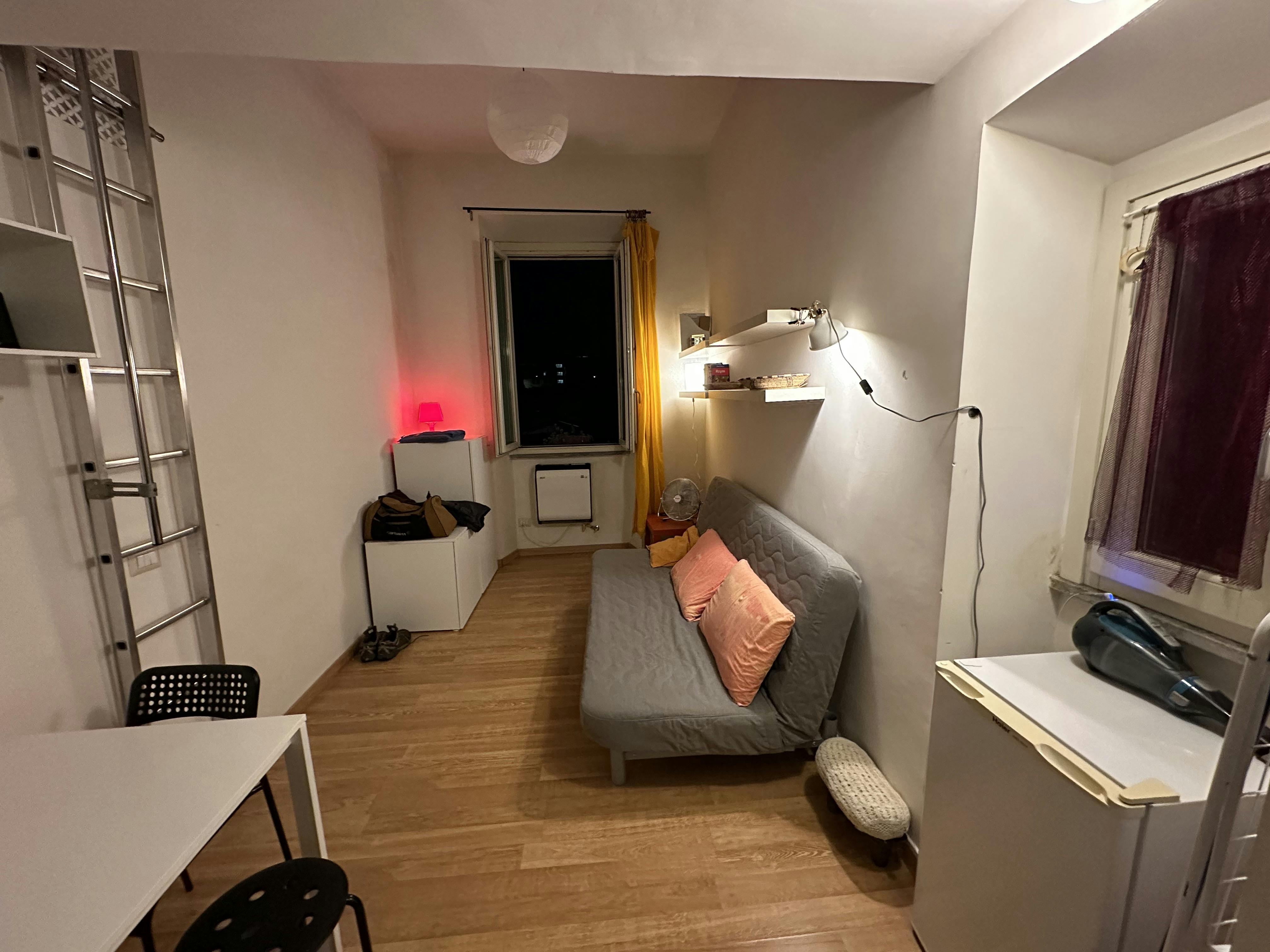 Studio for rent for €750 per month in Rome, Via Fausto Pesci