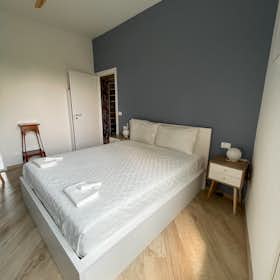 Apartment for rent for €1,350 per month in Bologna, Via Azzurra