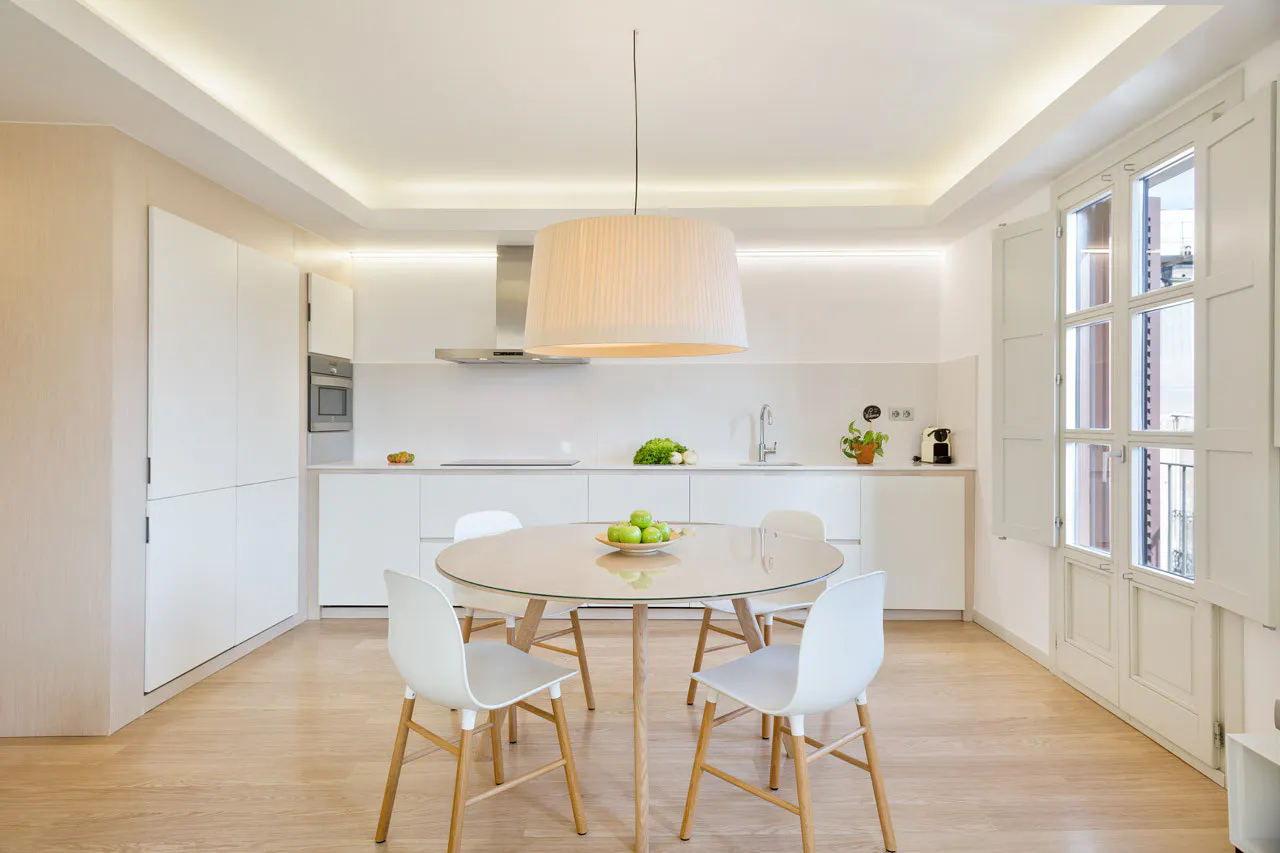 2-Bedroom Apartment in Carrer del Bisbe, Barcelona (1364630) ROOM 1