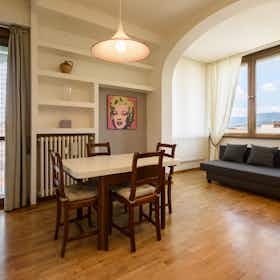 Appartement te huur voor € 2.050 per maand in Florence, Via Giotto