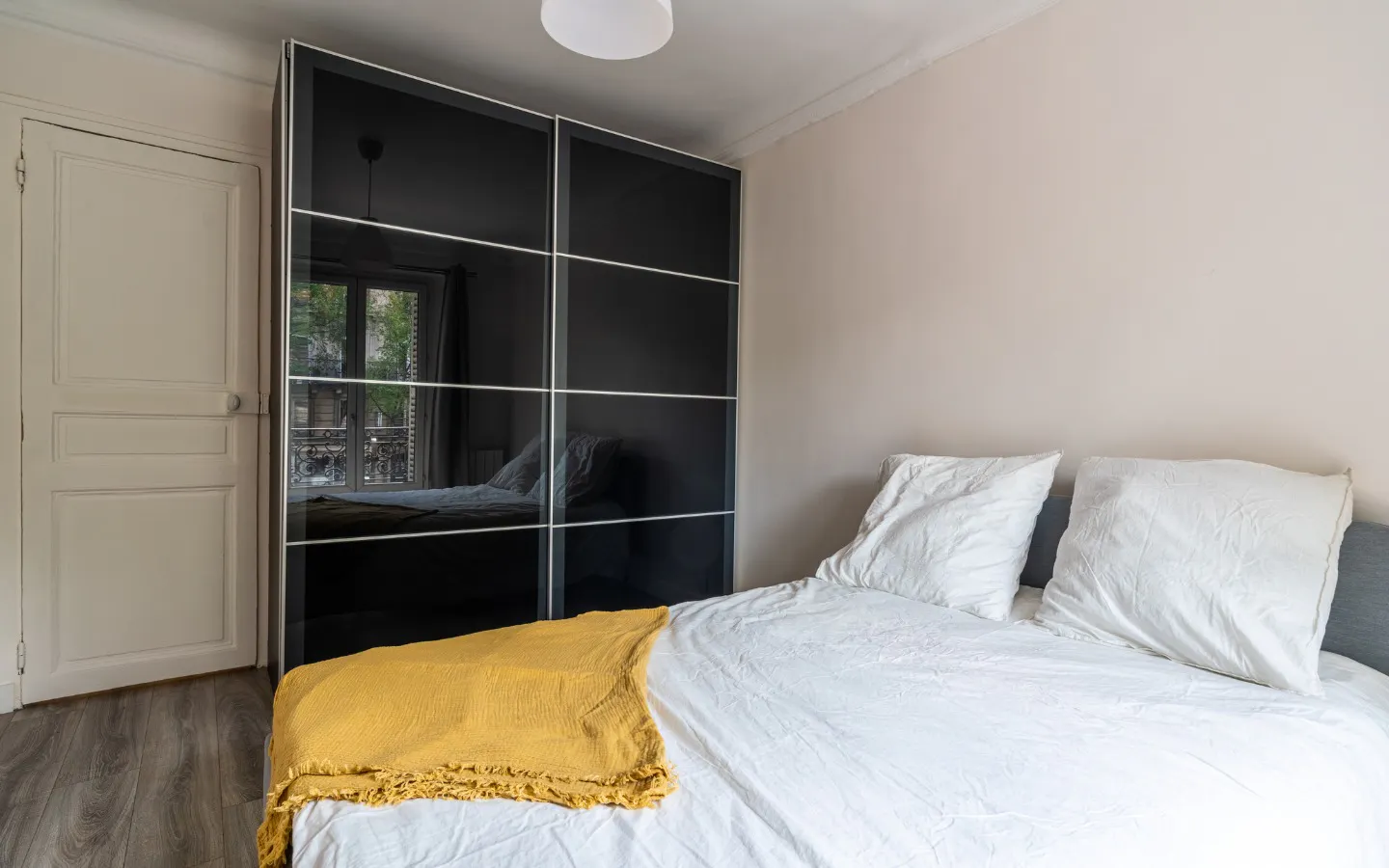 2-Bedroom Apartment in Boulevard de Magenta, Paris (1364696) ROOM 1